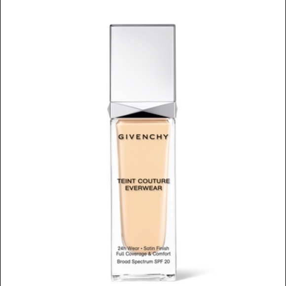 P400 - Givenchy Tient Couture Foundation - Picture 2 of 3